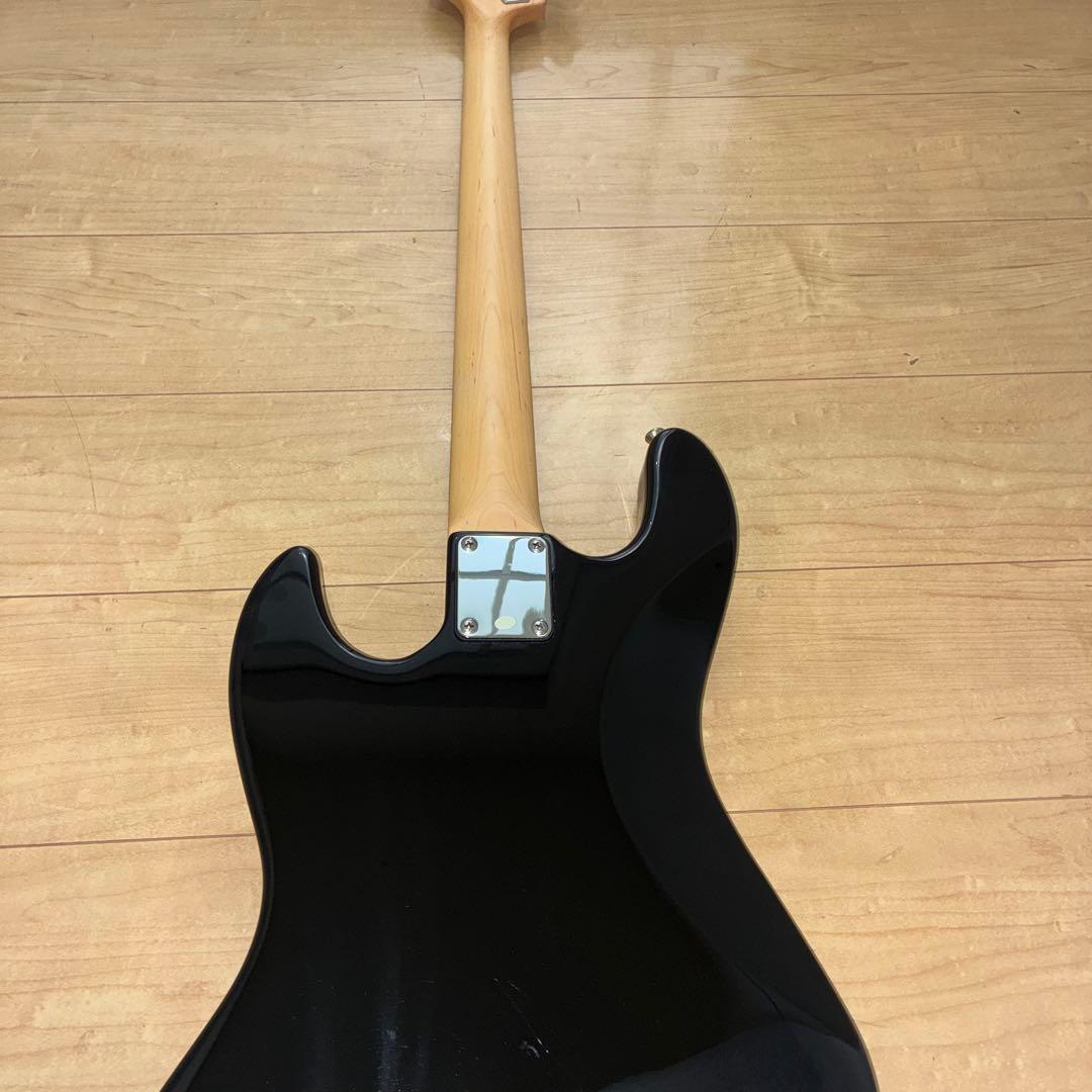 バッカス　ユニバースシリーズ　ジャズベースタイプベースギター　調整済み