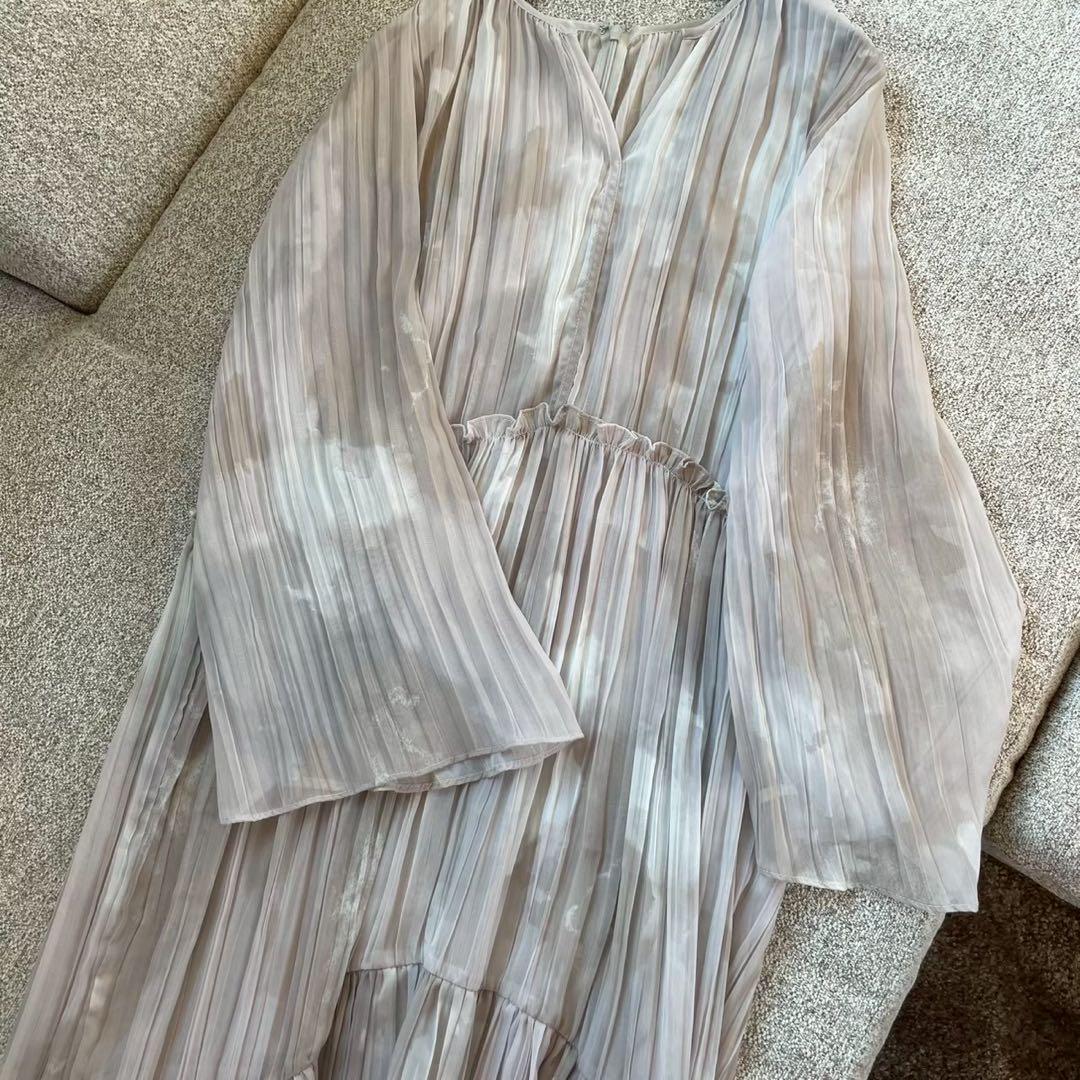 アニュアンス　ニュアンスボリュームワンピース