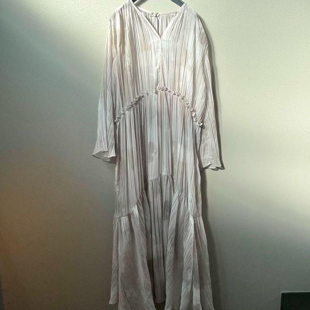 アニュアンス　ニュアンスボリュームワンピース