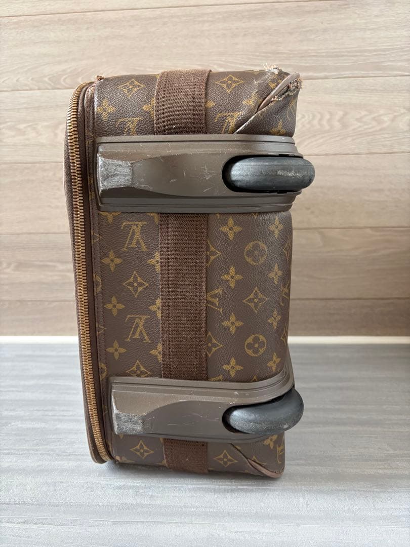 ルイヴィトン ペガス55 キャリーケース