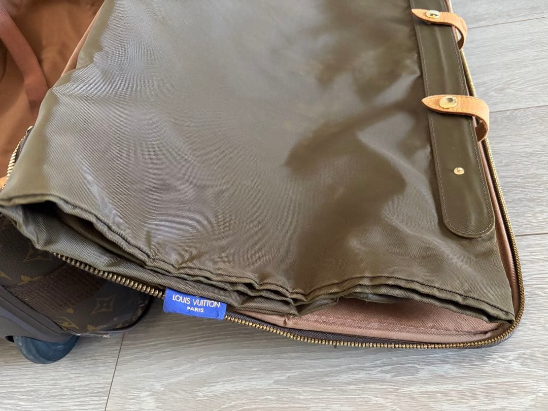 ルイヴィトン ペガス55 キャリーケース