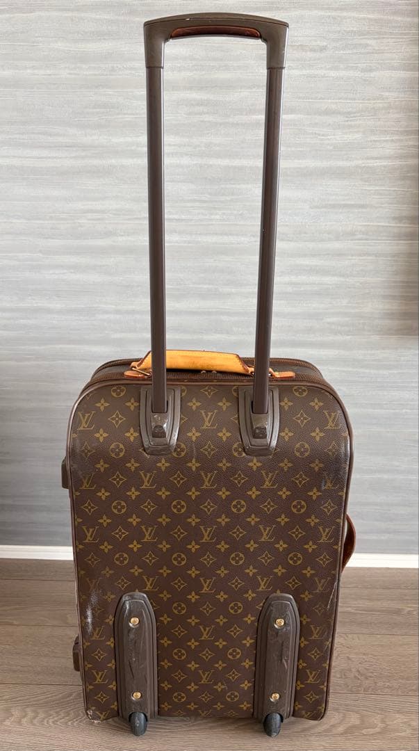 ルイヴィトン ペガス55 キャリーケース