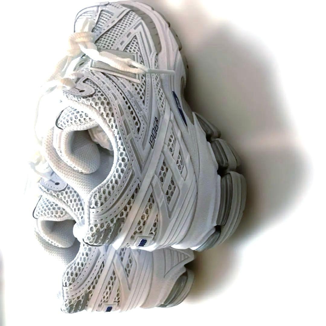 【完売品】NB U1906RCA シルバー 24cm 新品