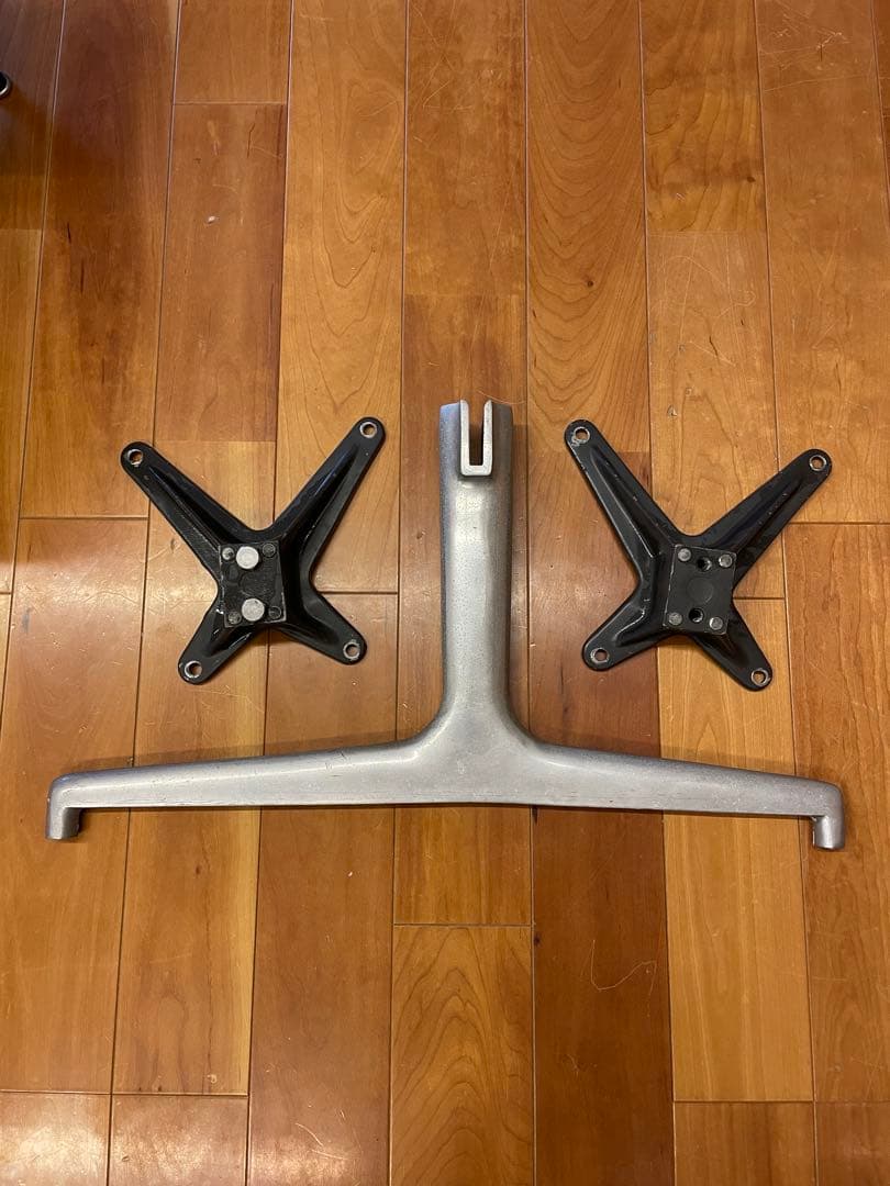 ハーマンミラー　イームズ　タンデムベース　パーツ　検索）vitra eames