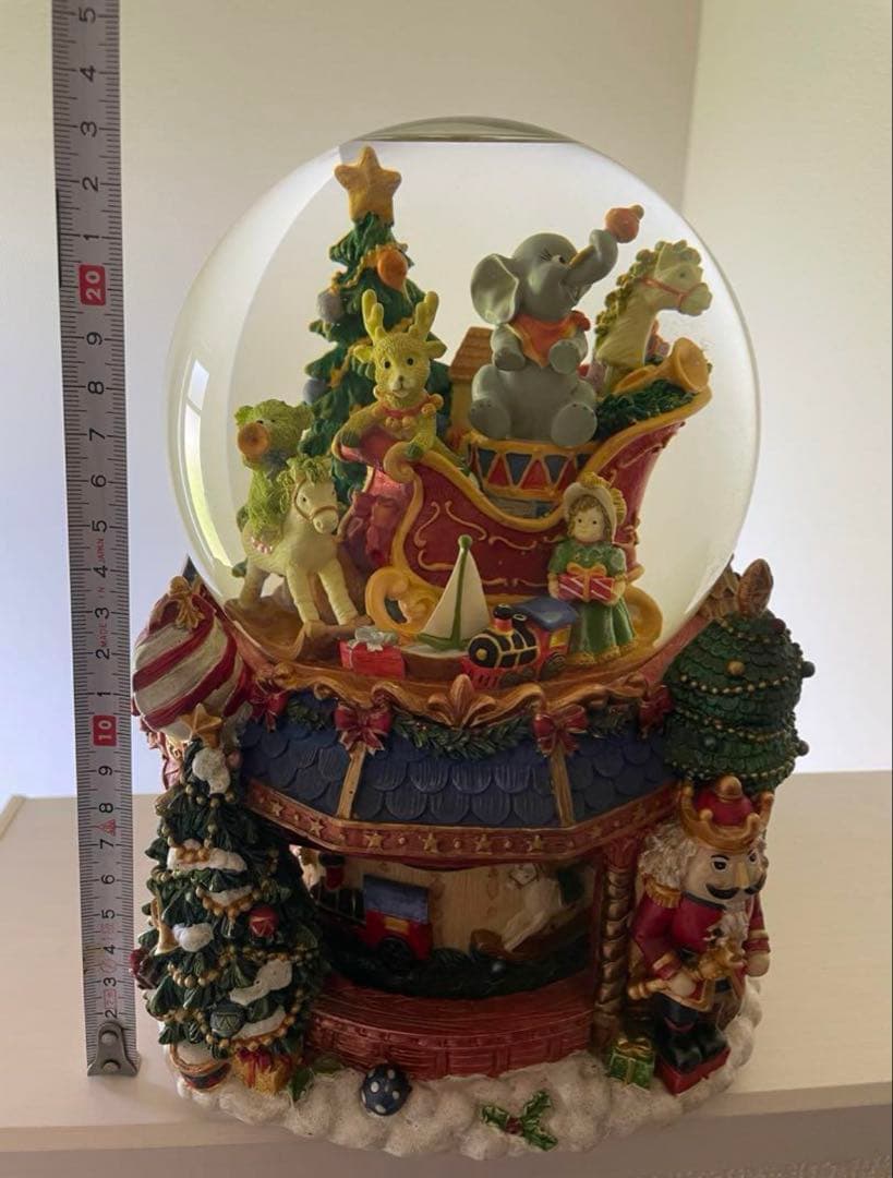 スノードームクリスマス 置物 飾り物