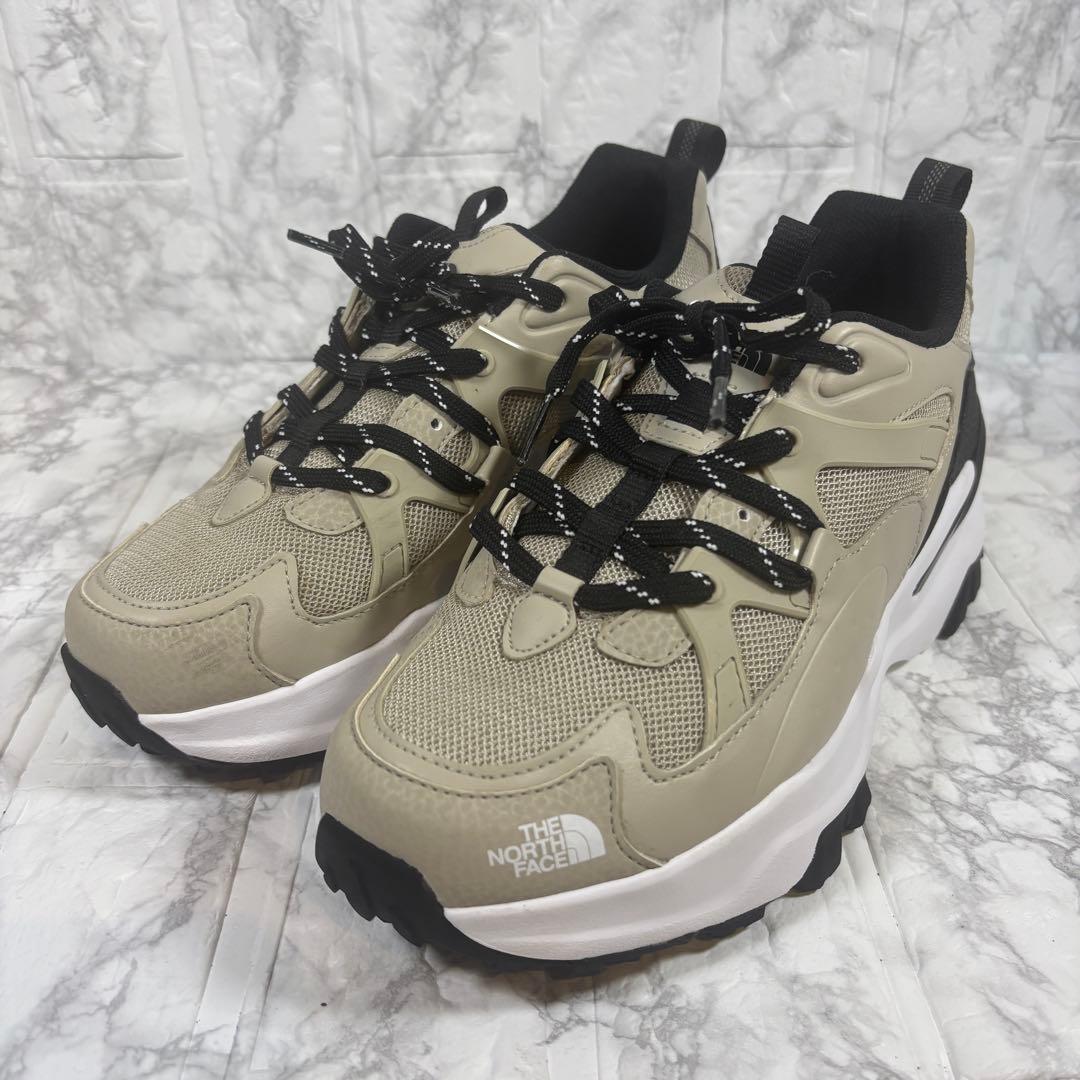 【未使用級】THE NORTH FACE HEXA V2 スニーカー 24.5㎝