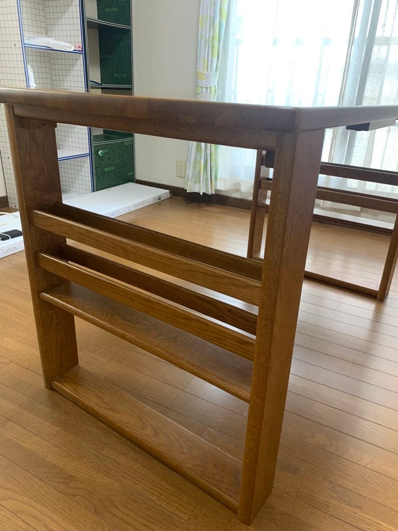 組み立てオフィスデスク