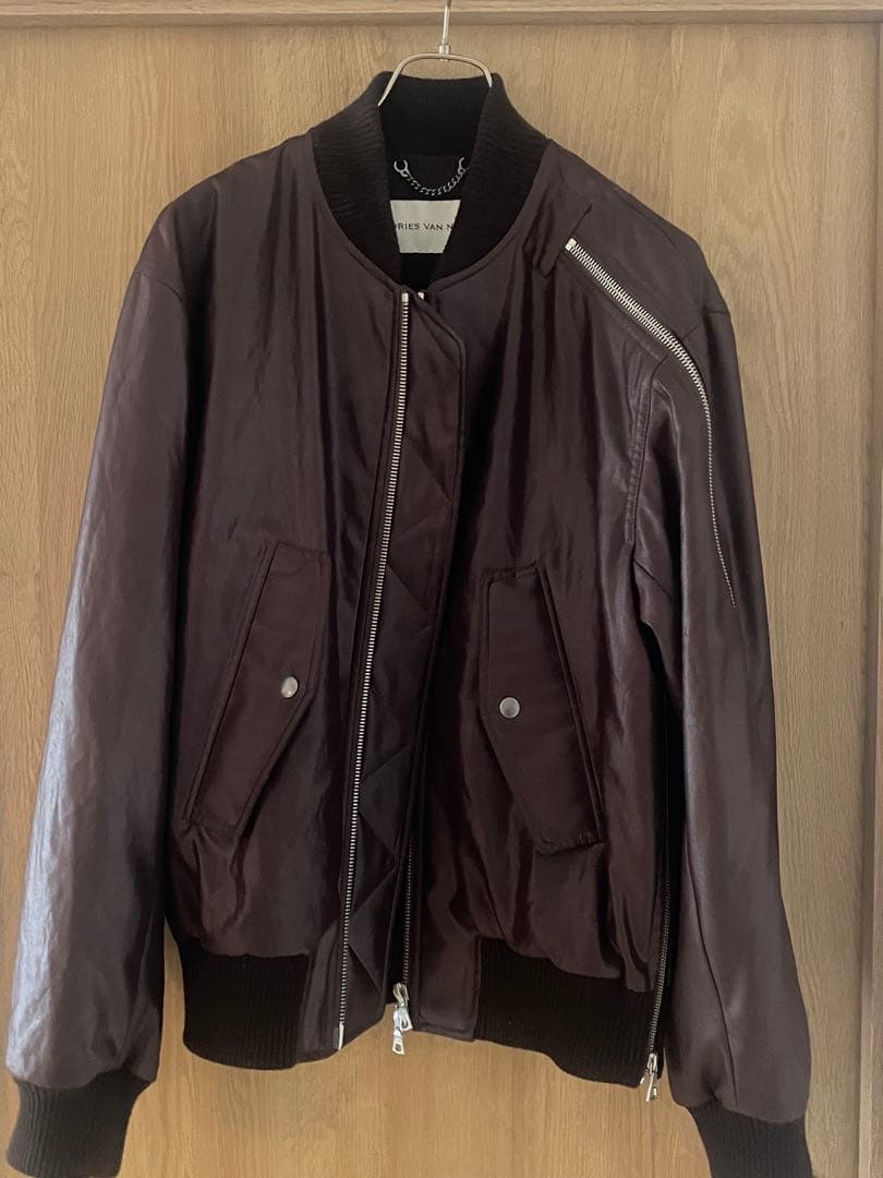 な*様 Dries van noten フェイクレザーボンバージャケット