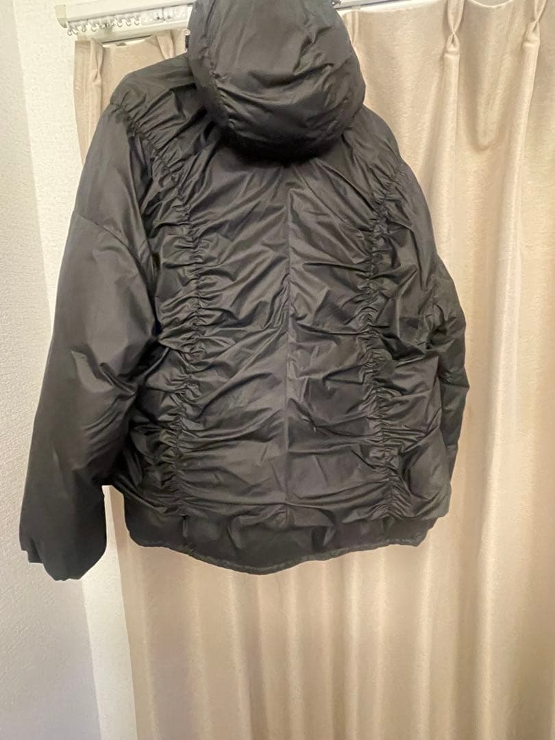 un3d ギャザー入りダウンジャケット