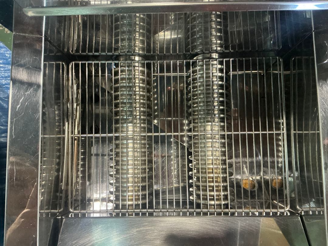 タニコーガスフライヤー卓上タイプ中古