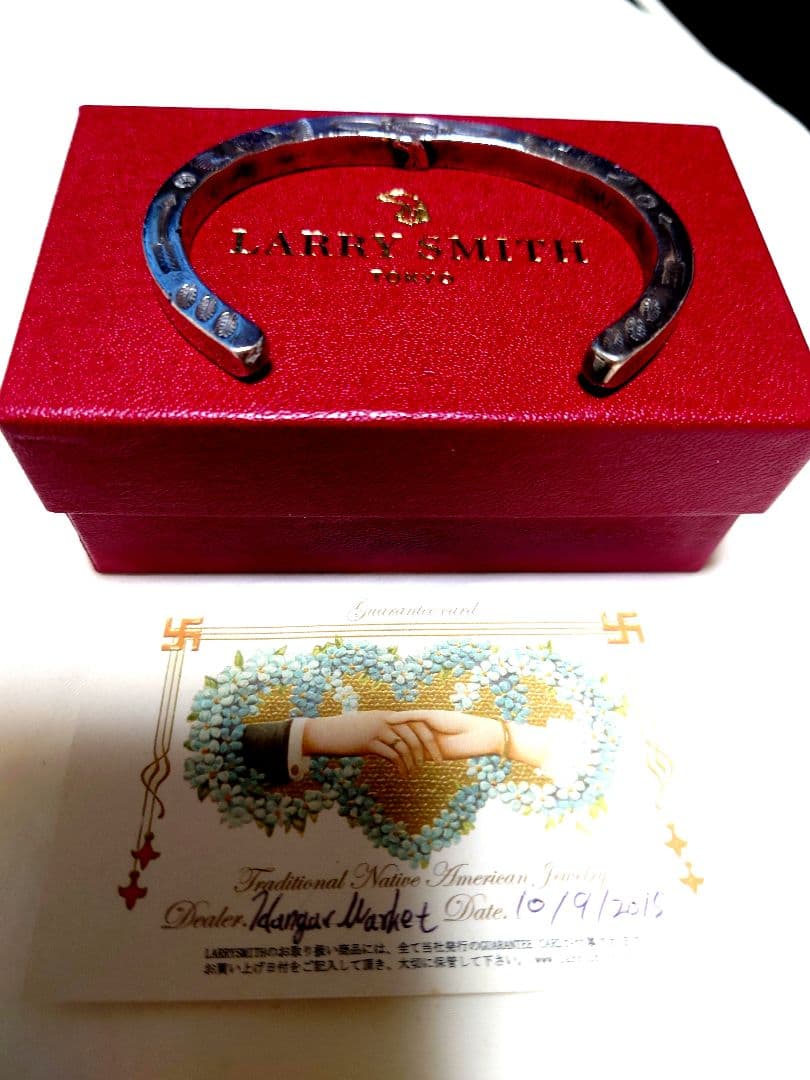 ラリースミス シルバーバングル