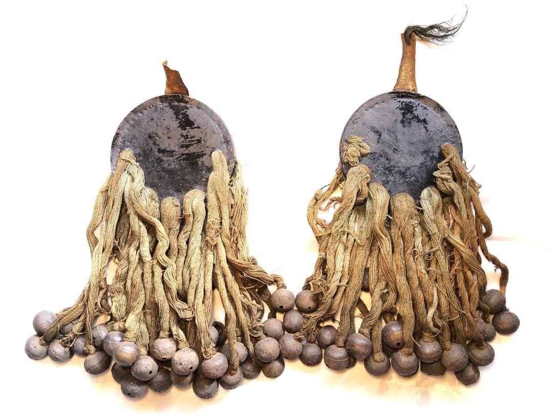 【 金唐革雲龍図連馬鈴 】　鉄鈴73個　江戸時代　資料館級