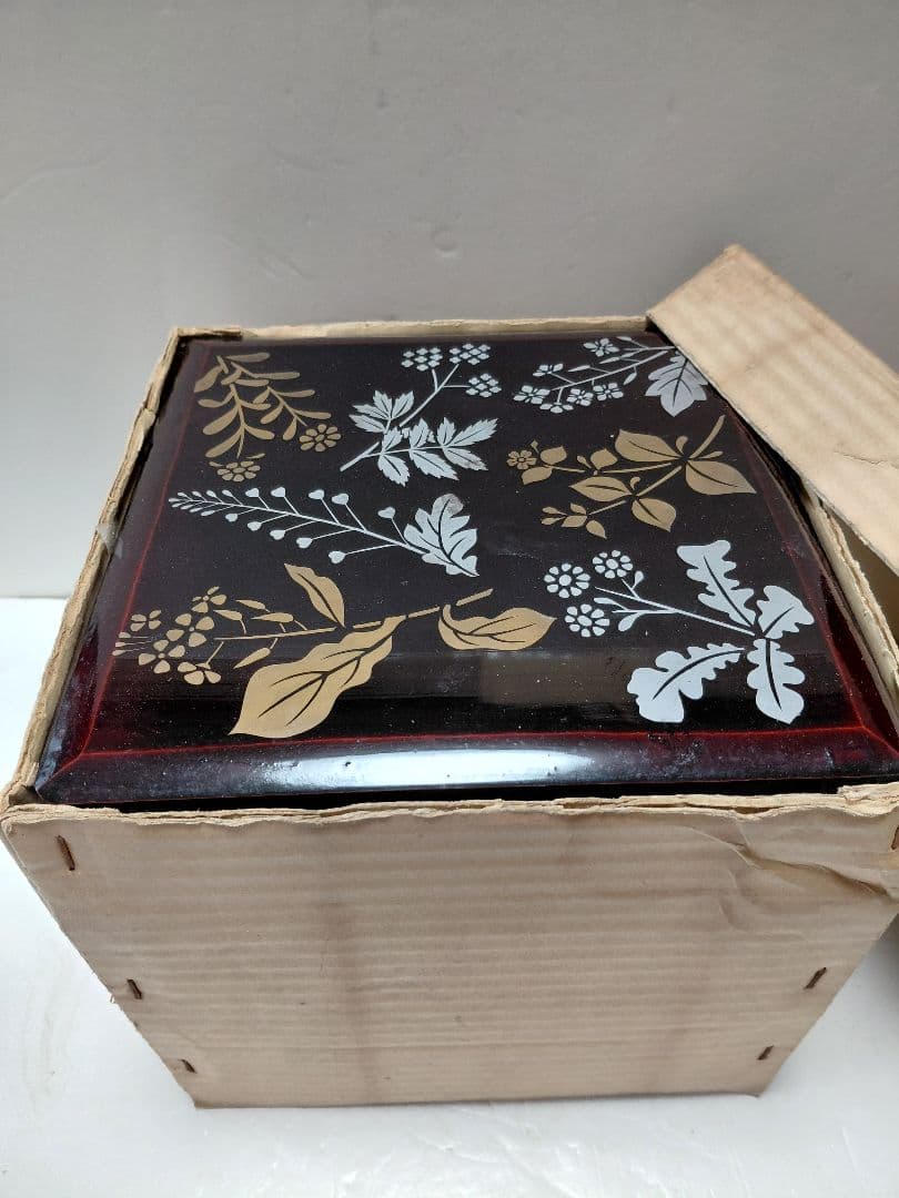古い三段重箱　木製