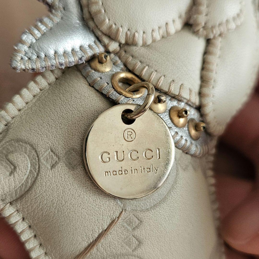 【晴】GUCCI 犬型キーホルダー
