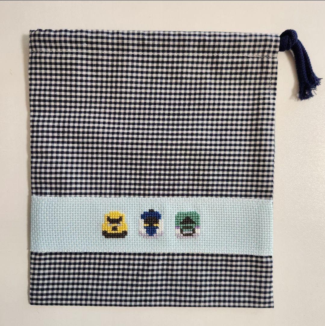 【pyon 即購入◎様】コップ袋　給食袋　巾着袋　男の子　刺繍　車　くるま