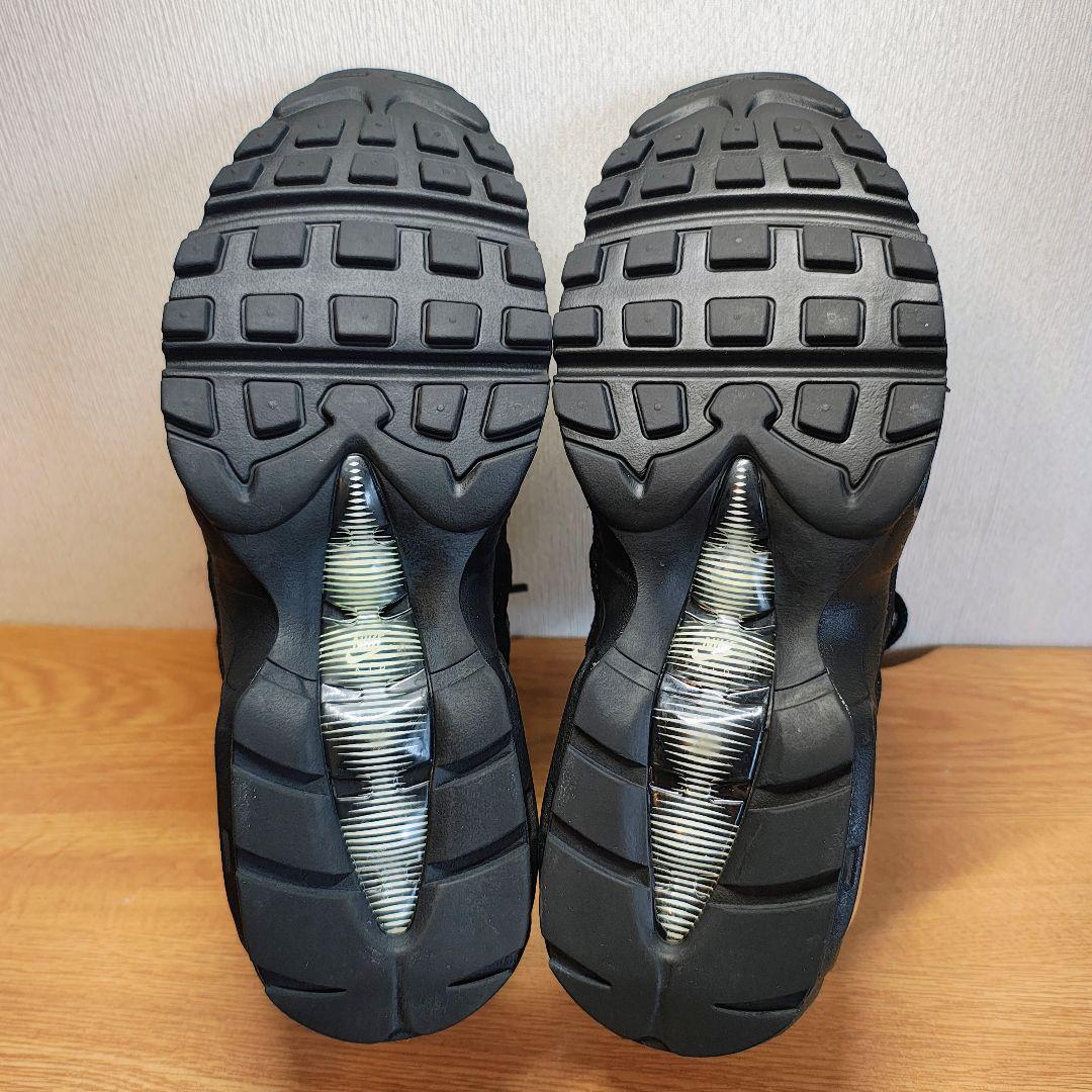 美品 大人気 NIKE AIR MAX 95 \"ALL BLACK\" W23.5