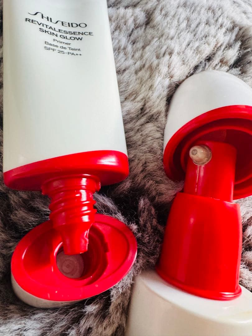 SHISEIDO REVITAL ESSENCE SKIN GLOW/下地セット