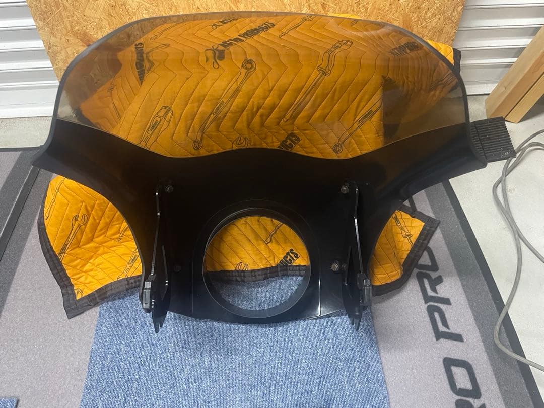 メンフィスシェード ブレットフェアリング& デタッチャブルマウントVRSCDX用