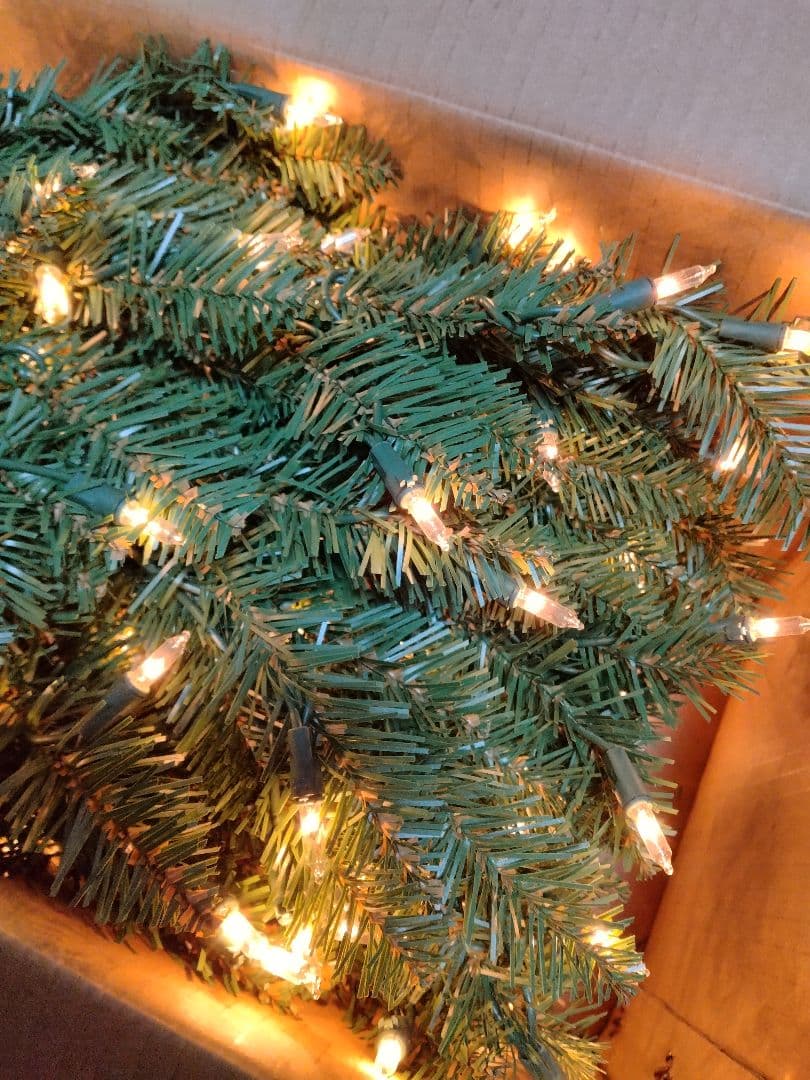 クリスマスツリー　National Tree Company DUH-40LO