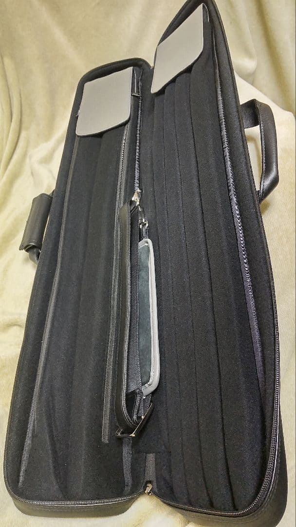 ユニバーサル キューケース セミハード 2B4S