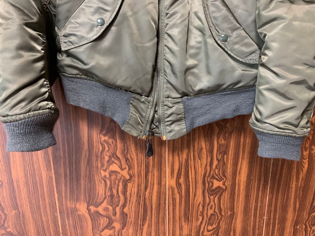 ラベル欠損 リブ穴なし 米軍放出品 MA-1 グランドクルー 米軍実物