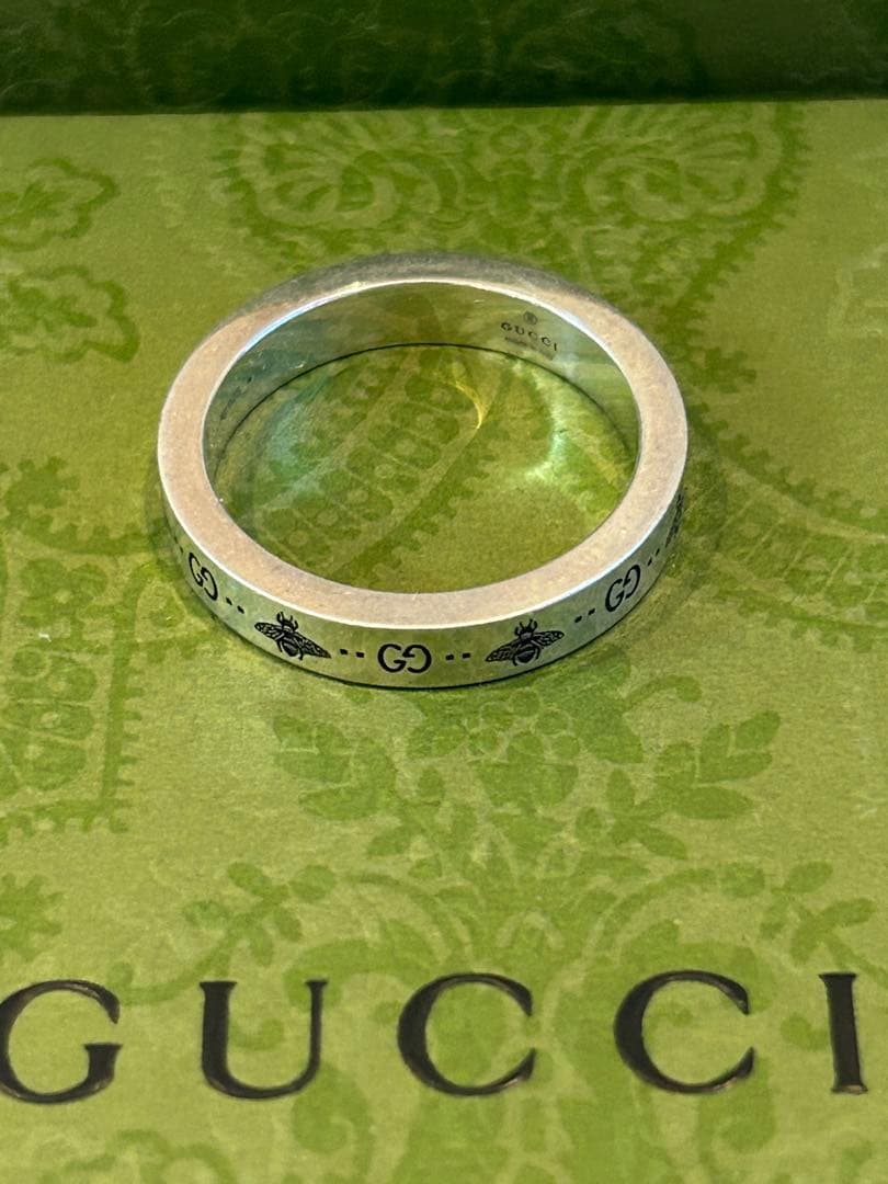 GUCCI シルバーリング 蜂のモチーフ　サイズ21