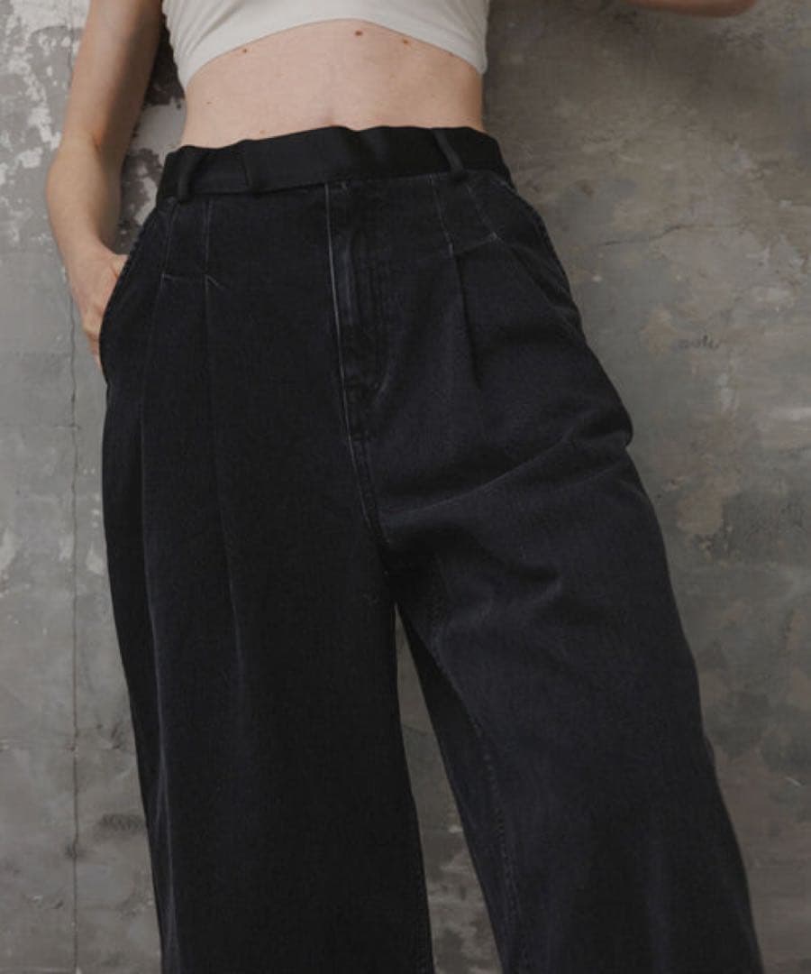 新品タグ付きEMOELLE サステナブルドレスデニムパンツ　38