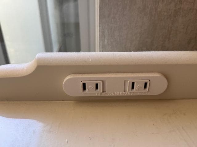 デスク カンティーニュ