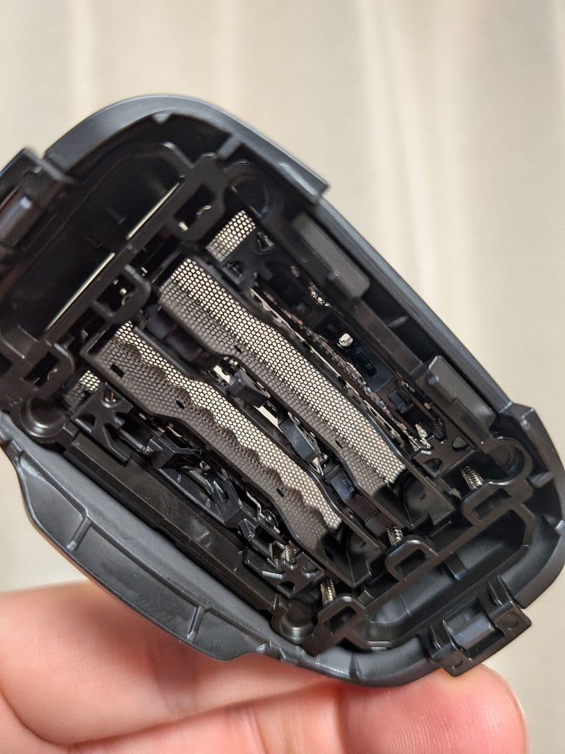 Panasonic ラムダッシュ　5枚刃　メンズシェーバー ES-LVG8