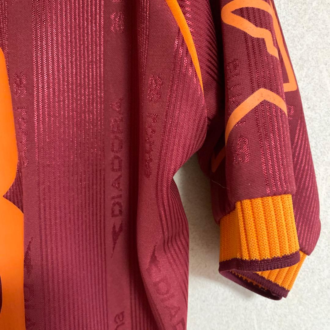 中田英寿さん。サッカーユニホーム