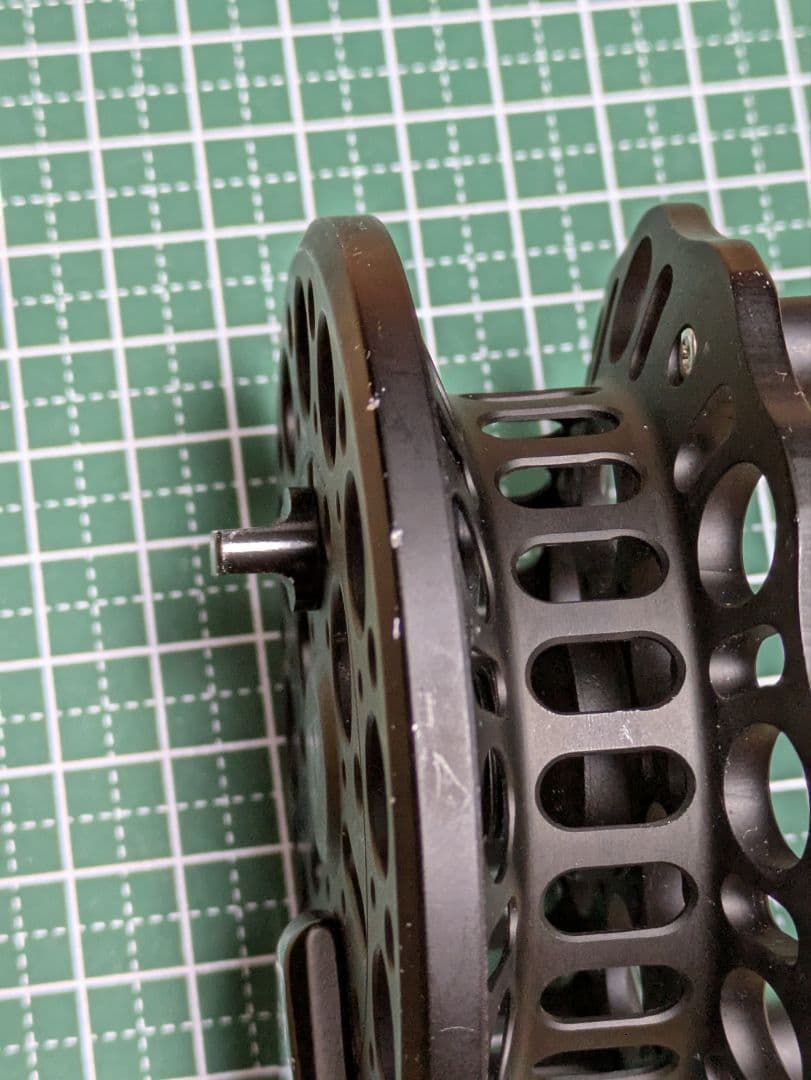 宇崎日新インヴィクタクロダイMBリミテッド85