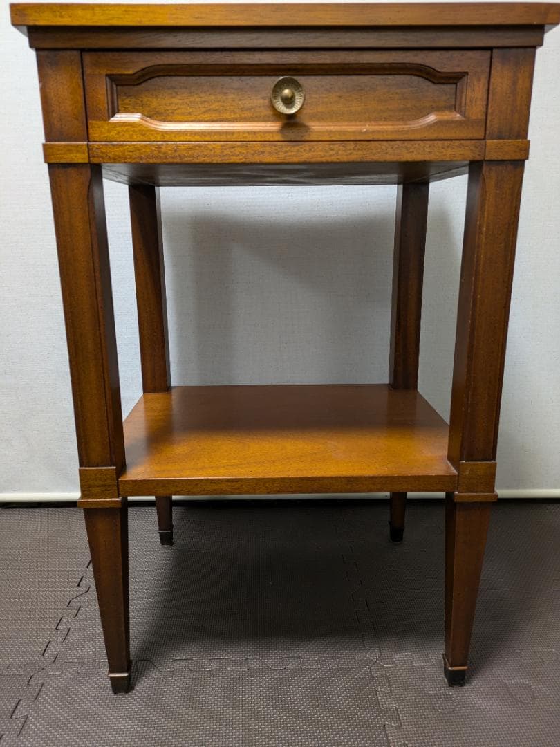 リリー ドレクセルヘリテイジ トライユン サイドテーブル マホガニー