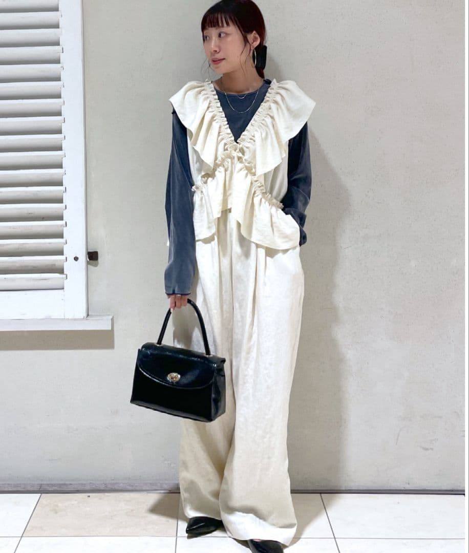 LOWRYSFARM　今季 フリル オールインワン