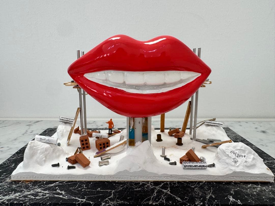 【中古】海外限定 ガラスケース入り立体アート作品