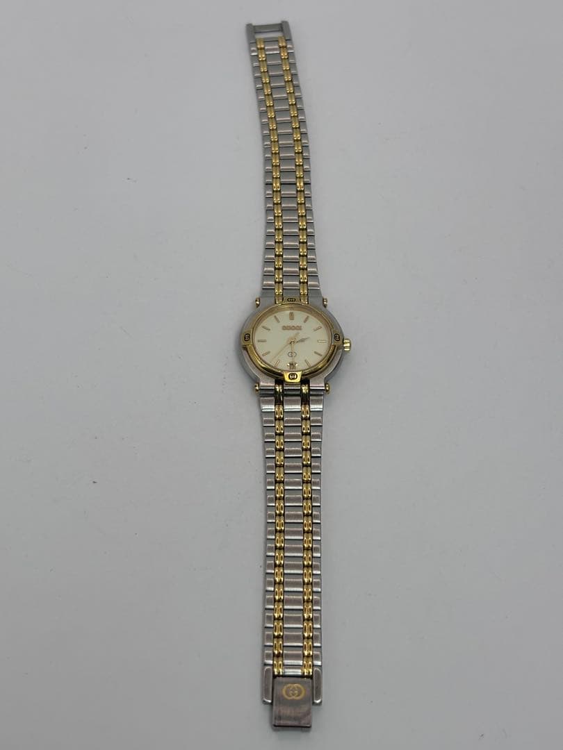 GUCCI アナログ腕時計 シルバー/ゴールド9000L