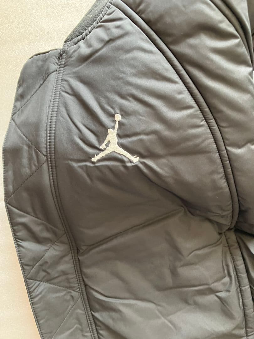 ジョーダンエッセンシャル ジャンバー お値引可