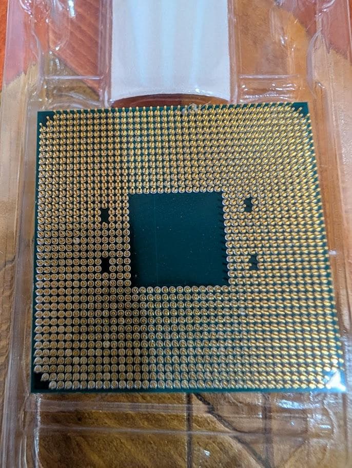 CPU AMD Ryzen7 3700X