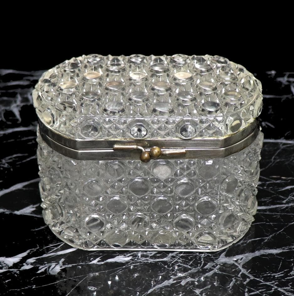 オールド・バカラ 1890年 大型 ディアマン・ピエーリー ジュエリーボックス