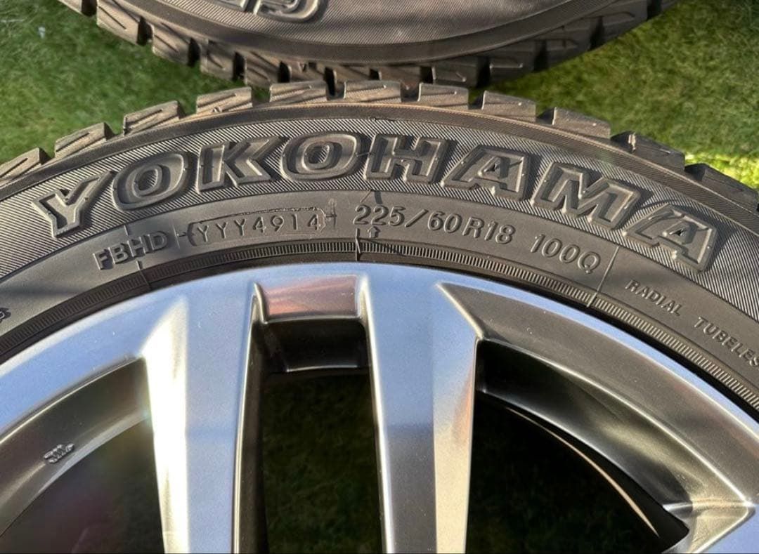 C*t様 レクサス　純正　スタッドレスタイヤ4本セット