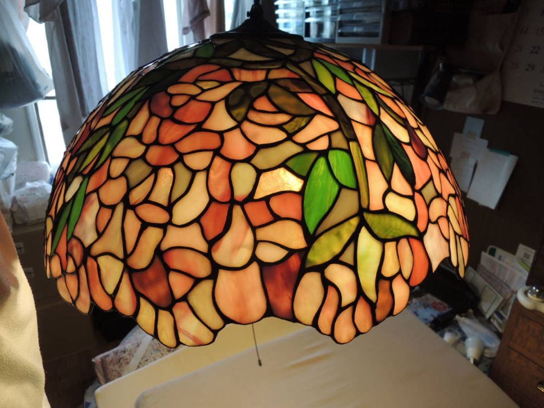 ステンドグラス ペンダントライト ピンク系 草花 サクラ模様 特大サイズ53cm