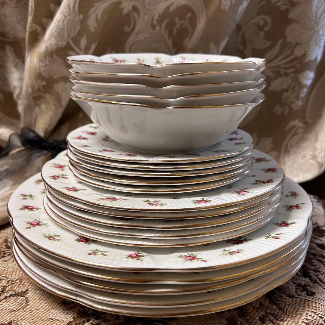 英国製  Rosalie可憐な花びらデザートプレート5枚