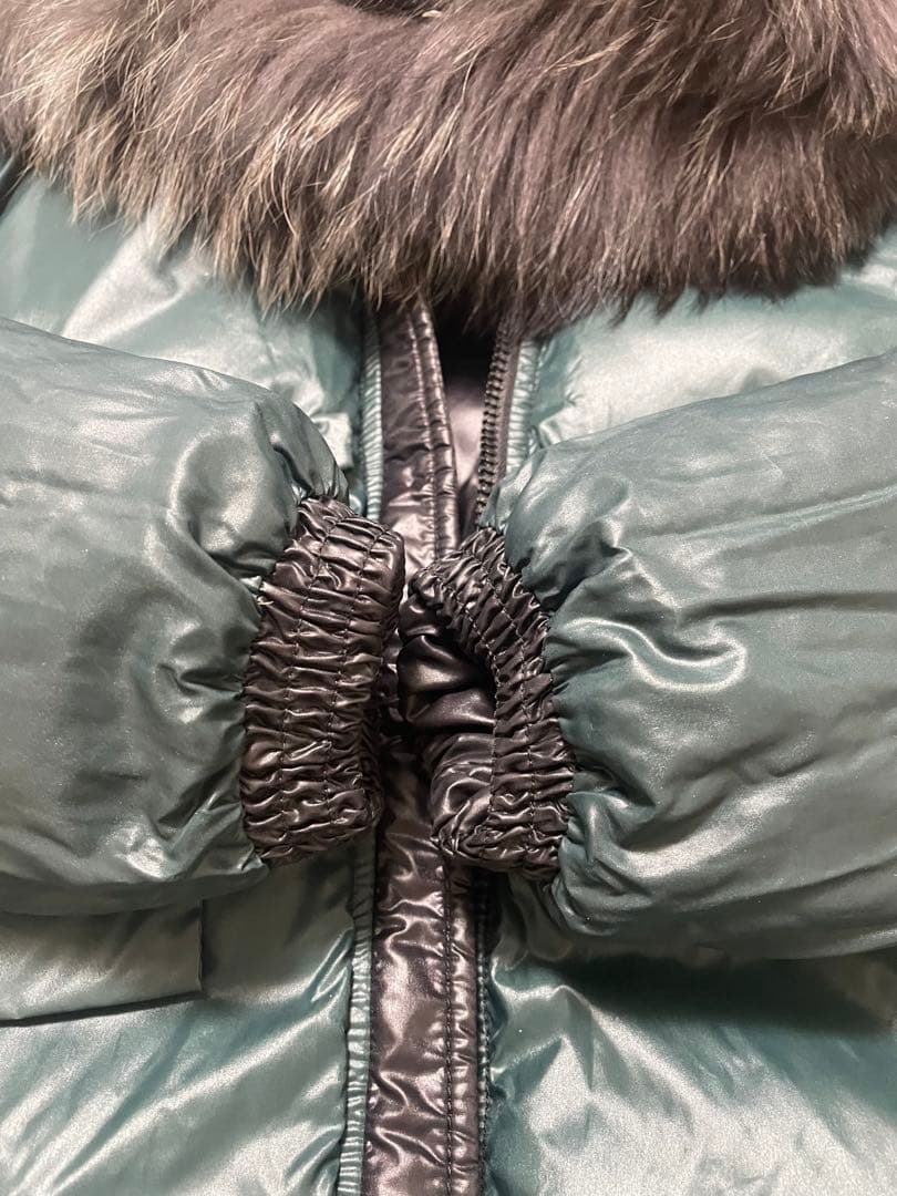 ☆*☆様 DUVETICA ブラックダウンフード付き　KAPPADUE