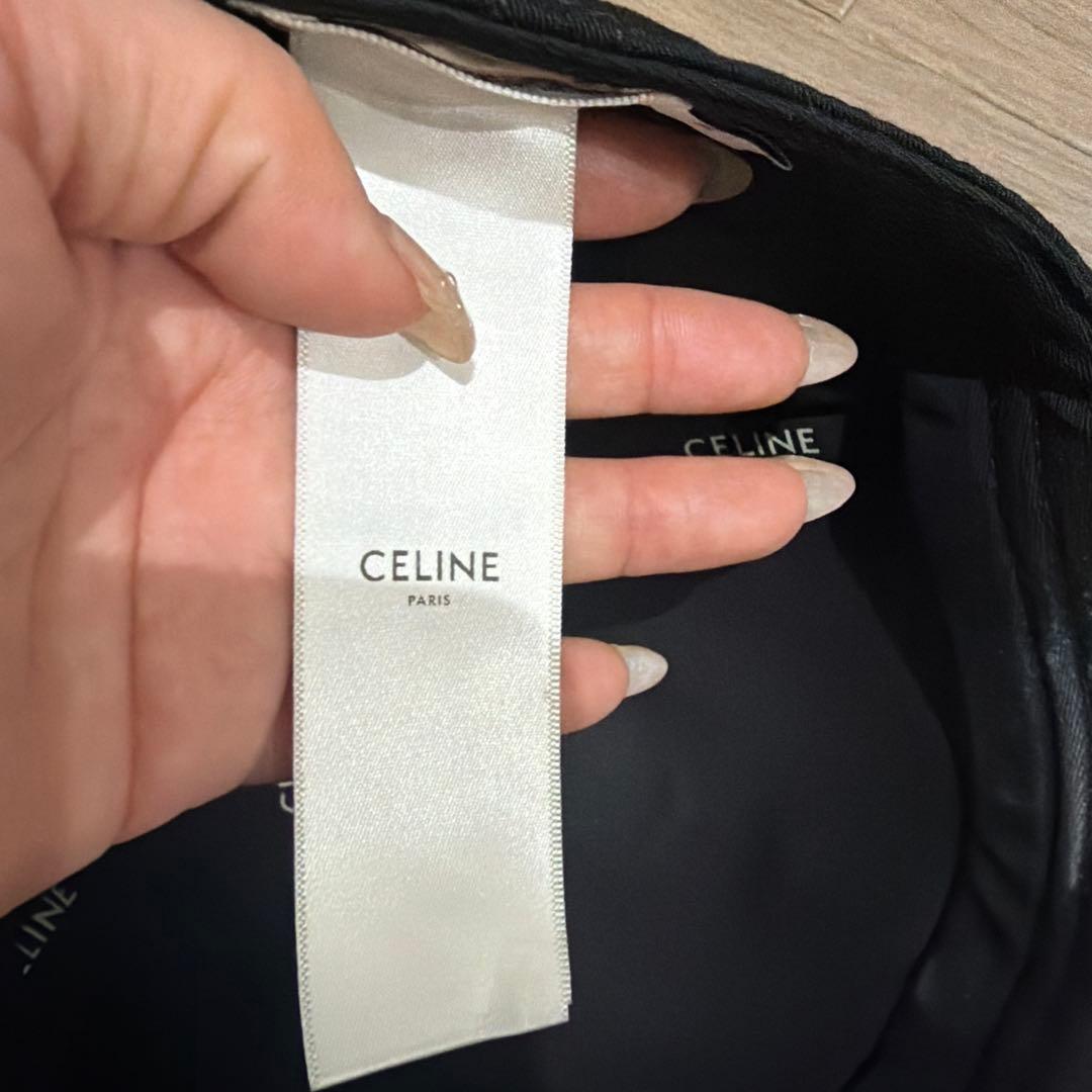 CELINE 黒 ベースボールキャップ