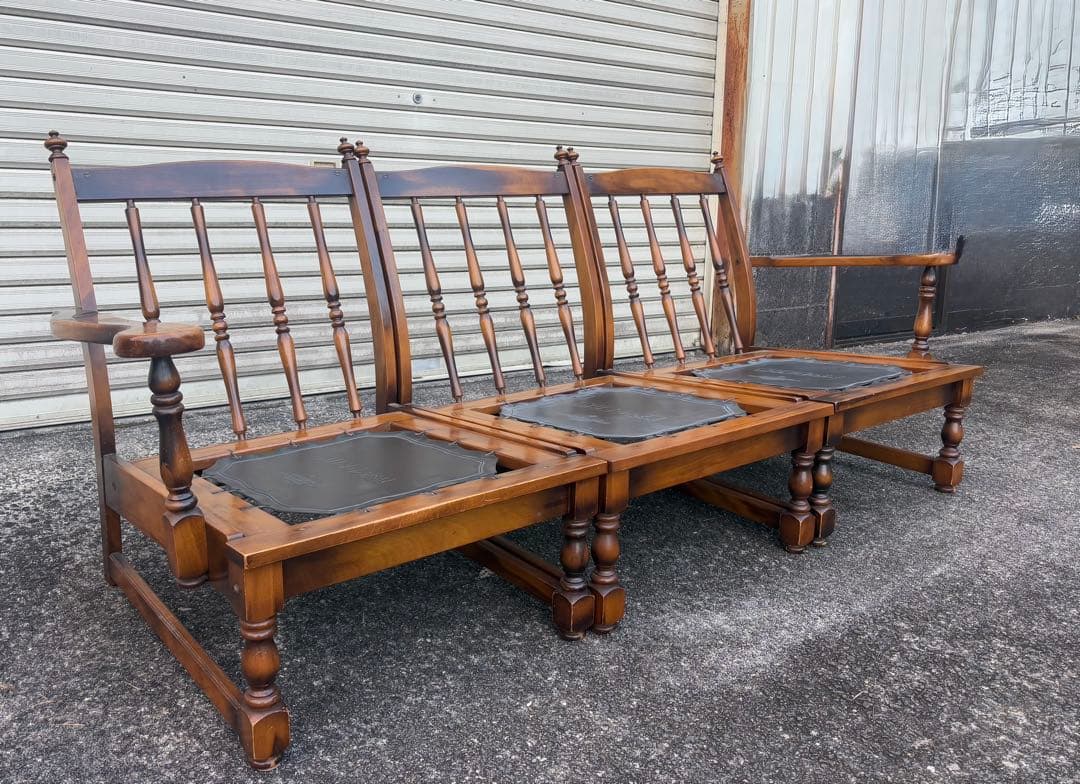 オールドKarimoku家具3コロニアルシリーズ カリモクソファ値下げ！