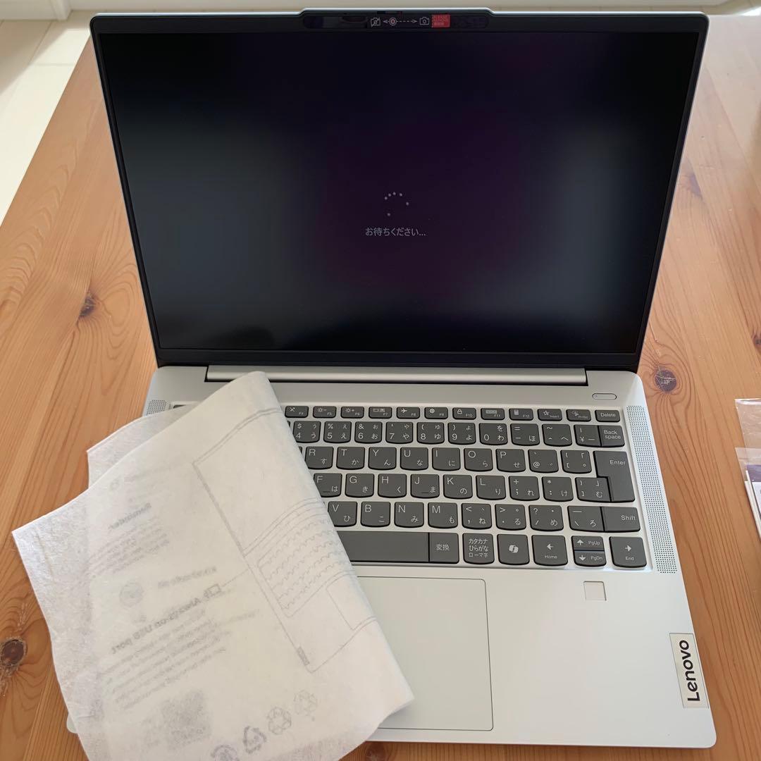 美品 Lenovo IdeaPad Slim 5x