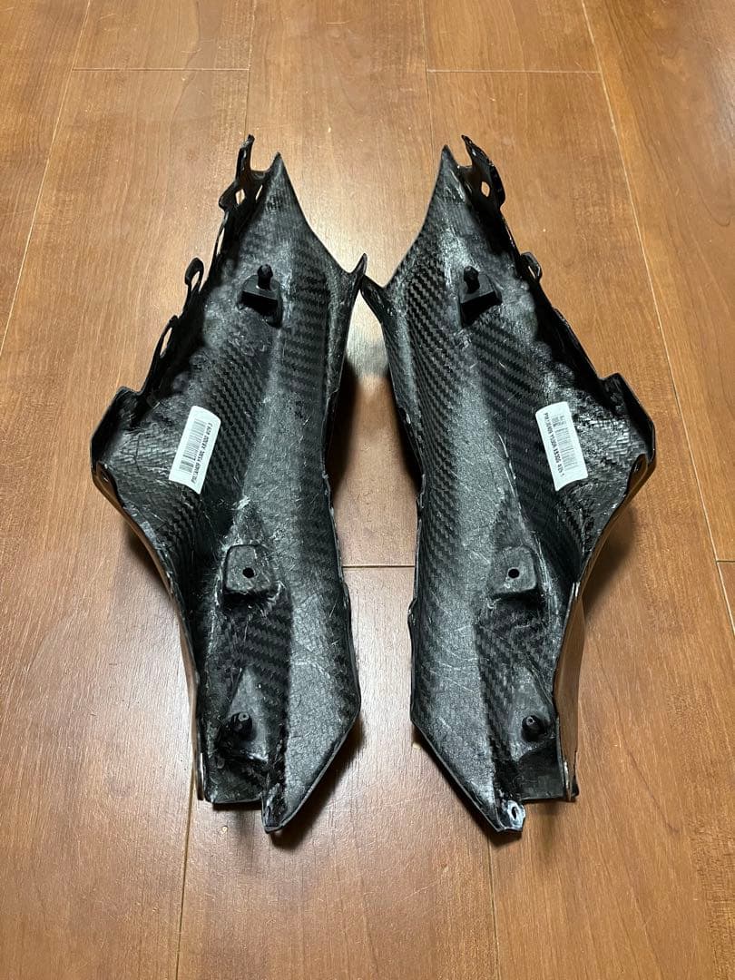 YZF-R7用　カーボンリアサイドパネル・カーボンテールカバーセット