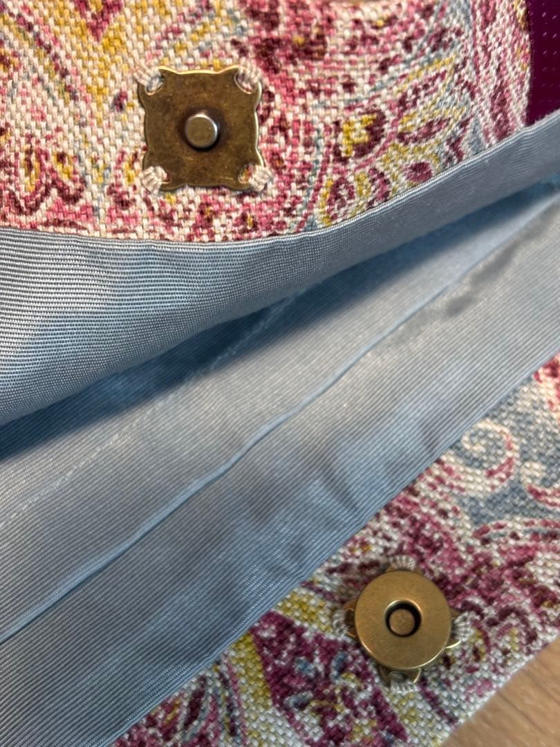 嘉門工藝　ペイズリートートバック 27,500円（税込）　婦人画報