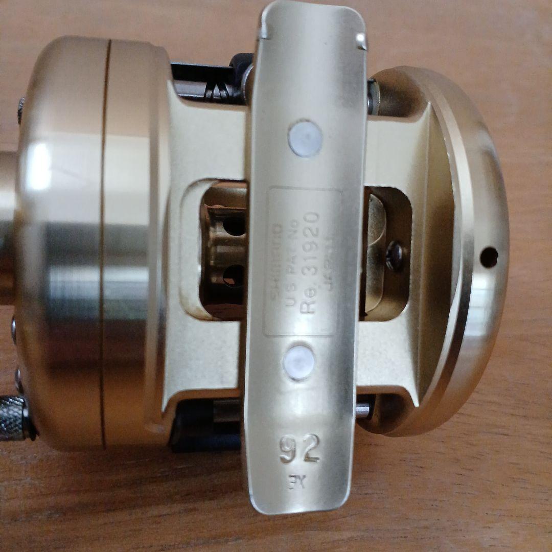 SHIMANO CALCUTTA 100XT ベイトリール　ゴールド　シマノ