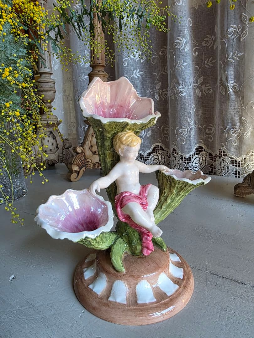  ウェッジウッド フラワーベース 花器 花瓶 フィギュリン