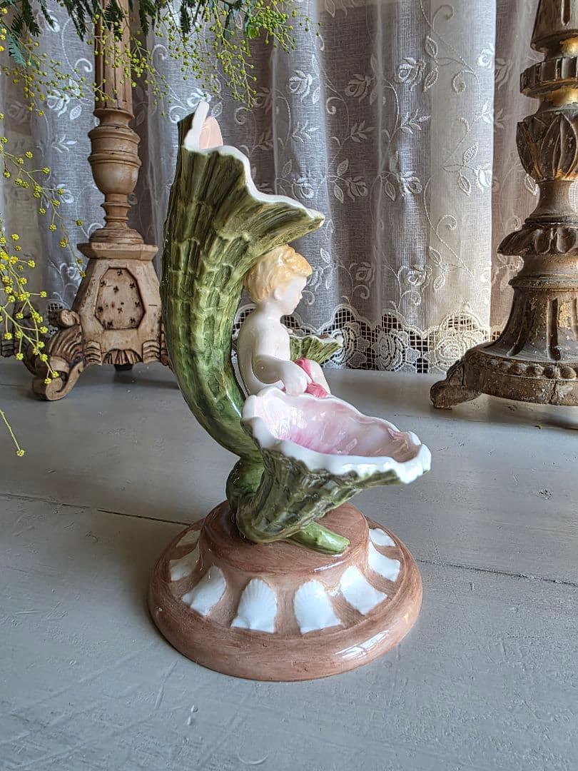  ウェッジウッド フラワーベース 花器 花瓶 フィギュリン